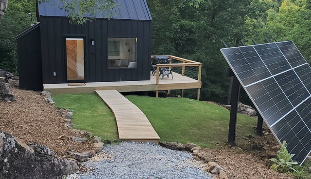 Off-Grid Scandinavian Cabin on 23 acres only 15 Mins from the U of A
