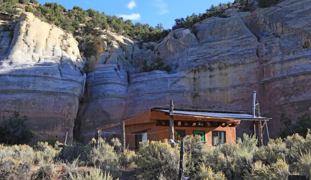 Off Grid Wilderness Jacal at Gallina Canyon Rentals