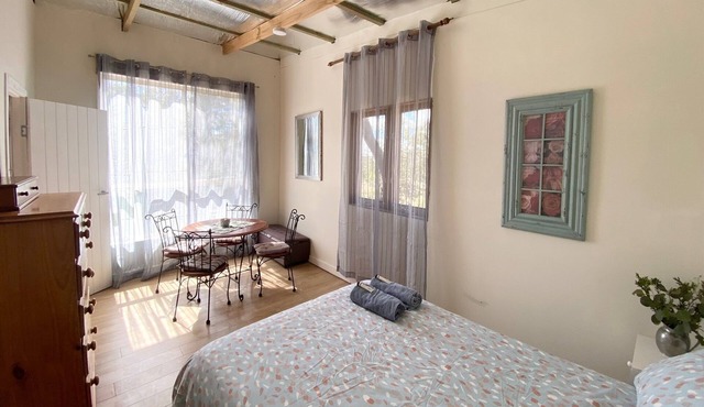 Off-the-grid Mountain hideaway