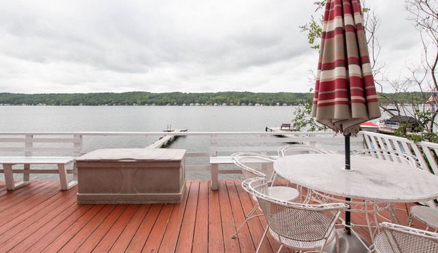 Off The Hook: Beautiful Sunset Views on Conesus Lake!