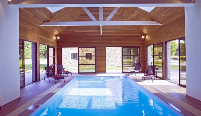 OFFER: 8-person gîte with year-round heated indoor pool.