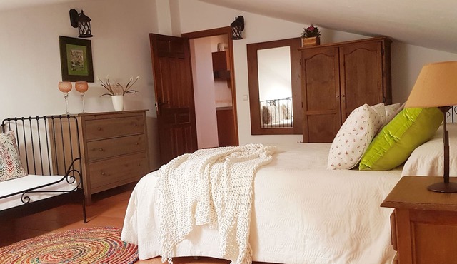 OFFER APARTMENT 1, CASA RURAL EL SAUCE, (2/4 PAX) 2.5 KM FROM CAPITAL CAPITAL