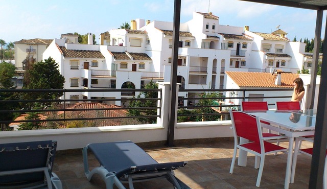 OFFERS FOR LAST DAYS!, LUXURY ATTIC CARIHUELA, 2 GARAGES, POOL, INT. CHANNELS