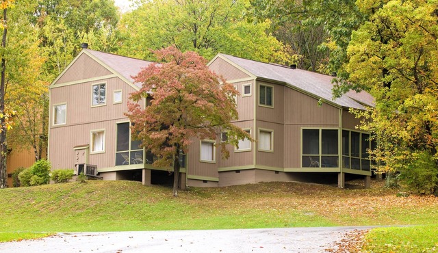 OFFICIAL LISTING | Wyndham Shawnee Village 2 BR w/FREE WiFi, Pool & Hot Tub!