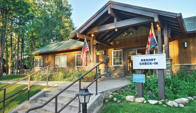 OFFICIAL LISTING | Worldmark Pinetop Cozy 2BR w/Fireplace, Balcony, Pool & More