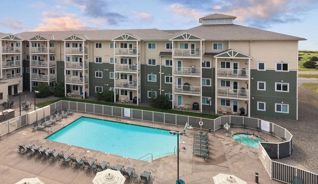 OFFICIAL LISTING | Worldmark Long Beach 2BR w/Direct Beach Access, Pools & More
