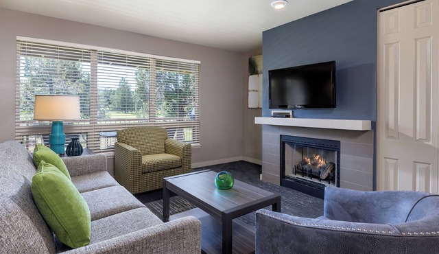 OFFICIAL LISTING | WorldMark Eagle Crest 1 BR w/2 Pools, 3 Golf Courses & More!