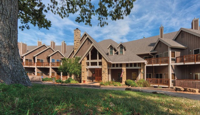 OFFICIAL LISTING | WorldMark Galena 1 BR w/Fireplace, Jetted Tub, Pool & More!