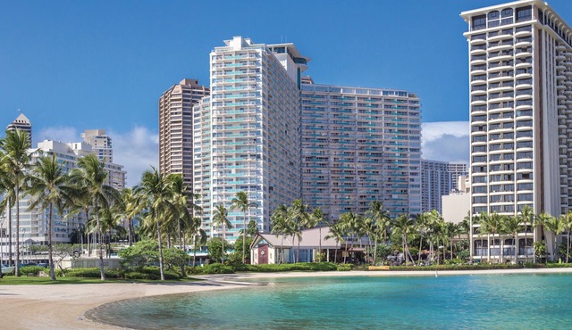 OFFICIAL LISTING | Wyndham - Waikiki Marina Resort at the Ilikai 1BR Condo