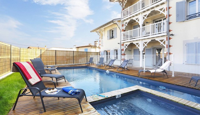 Offre été ! Appartement cosy + Piscine extérieure