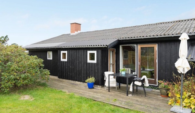 "Øgrim" - 204m from the sea by Interhome