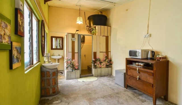 Ohana House at 53 Kasturi