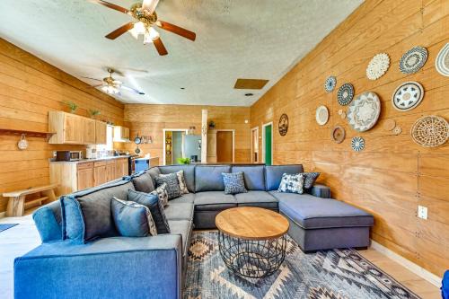 Ohio Hunter’s Cabin w/Pond Access: Pets Welcome!
