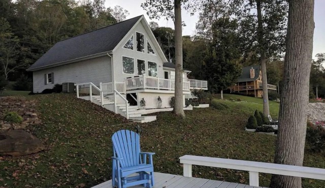 Ohio River Retreat - Relax Riverside With Us