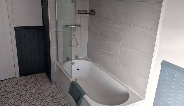 OJ's Spacious Terrace by Clumber Park & Van Dyk's