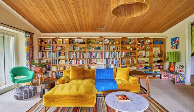 Ojai Valley East End Chic Ranch Home with Views, 2 bedrooms