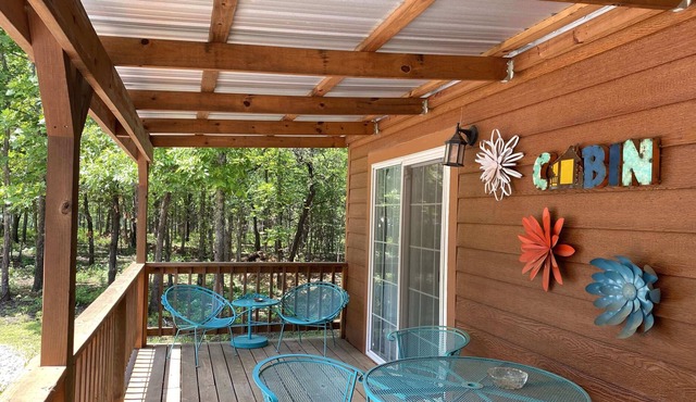 OK40 Ranch North Cabin in the woods