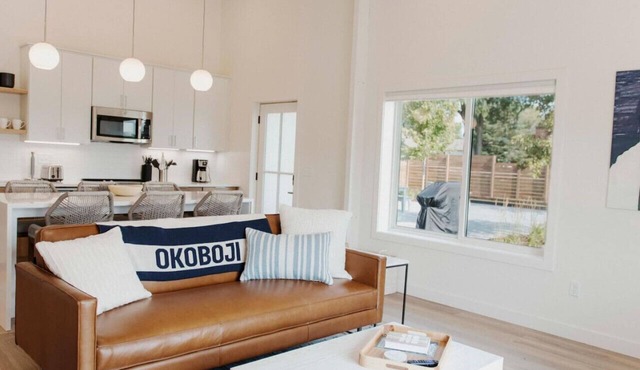 Okoboji Flats 6 at the Lake (Off East Lake)