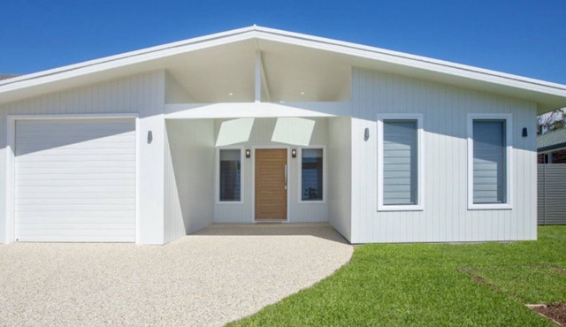 Old Bark House, TOP NOTCH