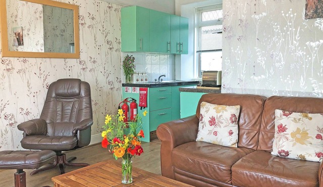 Old Barn Farm Cottage - CC539048