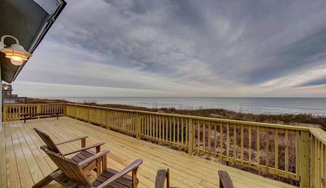 Old Bay Hideaway Oceanfront Cottage Duck