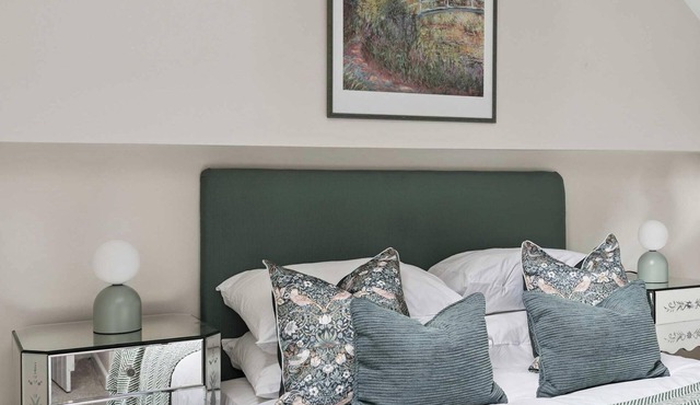 Old Bell Annexe - Cosy 1Bed Stay in Central Henley