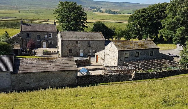 Old Camms Holiday Cottages