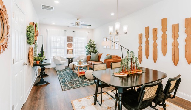 Old Capital - Prof. Design, Purple Matt., Sleeps 5