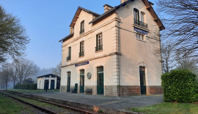 Old Chambretaud Train Station – 3 minutes from Puy du Fou #gitesnasalole