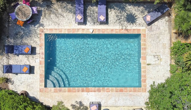 Old charming house with swimming pool