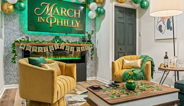 Old City 2BR *Close 2 Liberty Bell * Parking Spot*