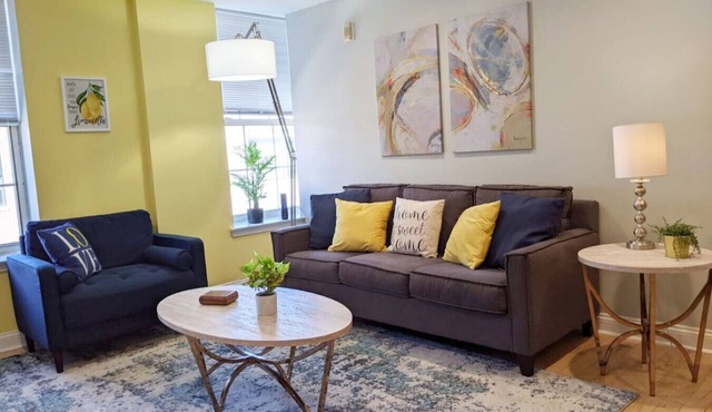 Old City Apt Near Independent Hall and Liberty Bell