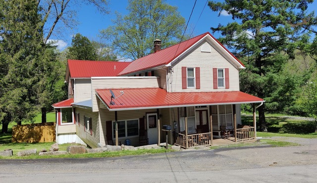 Old Elk Country Store - Benezette Twp