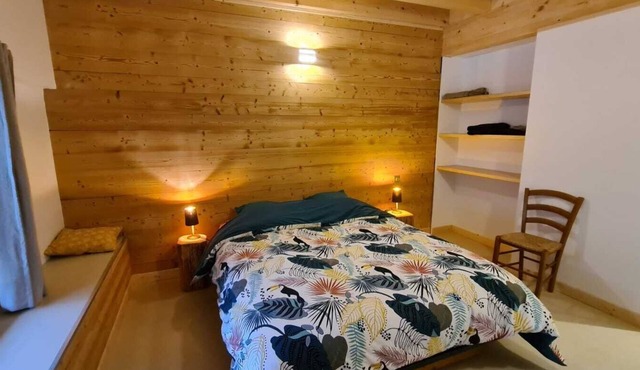 Old farmhouse Baujue 4/10 pers village center