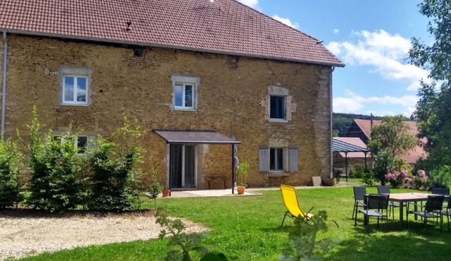 Old farmhouse renovated in 2021, 4-star, charm, relaxation in the heart of nature