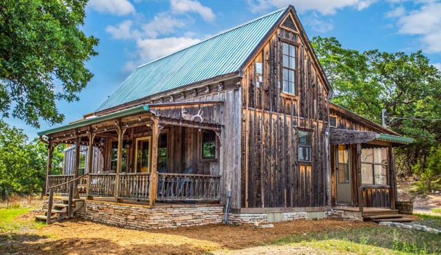 Old Fellow's Farmhouse