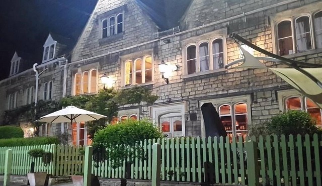 Old Fleece Apartments