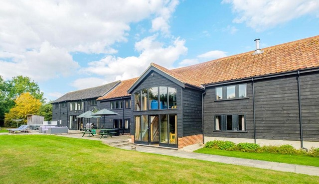 Old Hall Barn - Aldeburgh Coastal Cottages