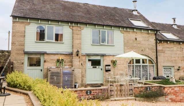 OLD HALL COTTAGES, pet friendly, with a garden in Mayfield