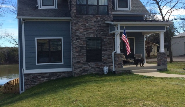 Old Hickory Lakefront property 25 minutes from Nashville