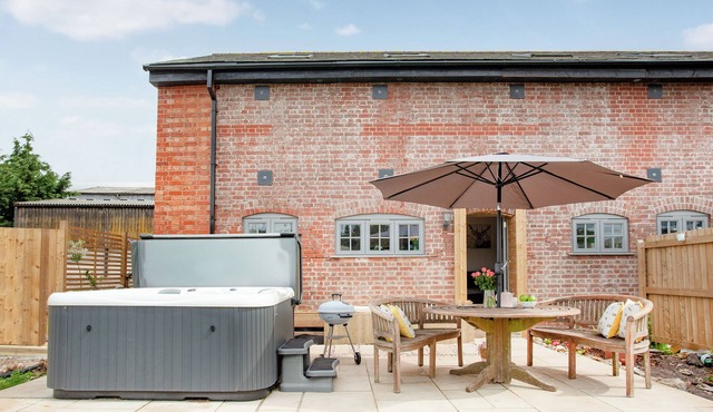 Old Highwood - Hog End