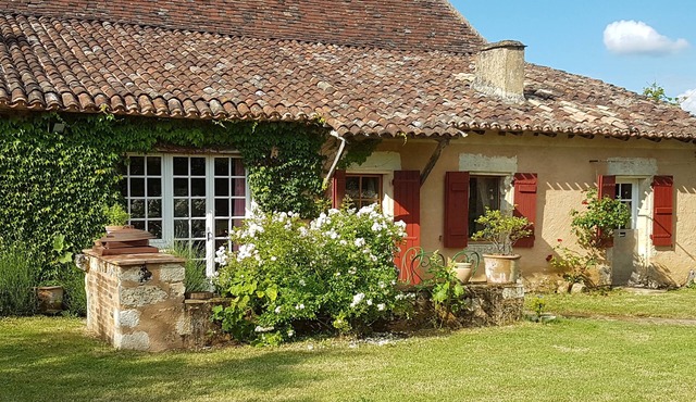 old house on 17th century property
