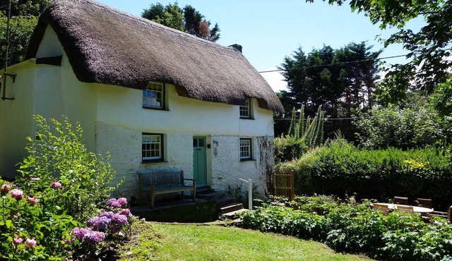 Old Lanvean Cottage