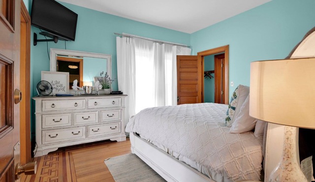 Old Library Inn - Signature Suite