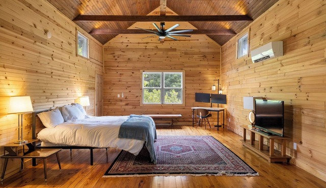 Old Masters Mill in Loafers Glory