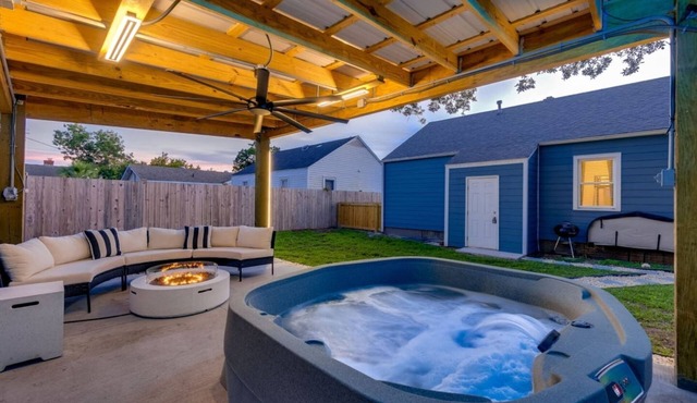 Old Oak Oasis|Hot Tub·Golf Cart·Fire Pit·MHC