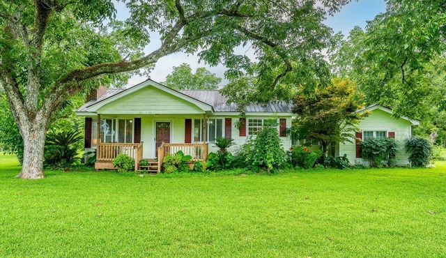 Old Orchard Country Home