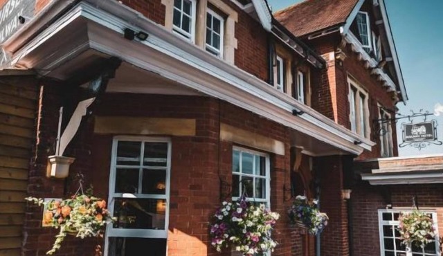 Old Railway Hotel porton