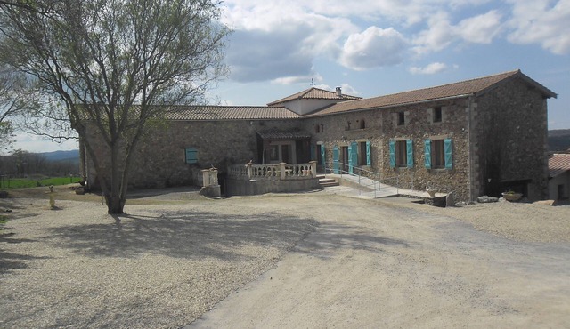 Old renovated farmhouse with heated pool