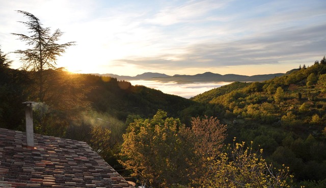 Old, renovated Cévennes farmhouse dependence on a wild and privileged site